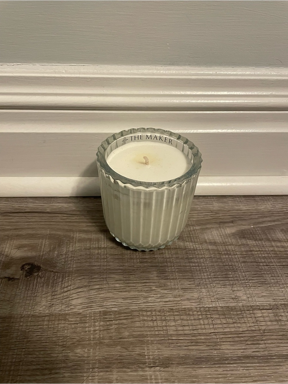 White Ribbed Glass Candle - Clean Fragrance